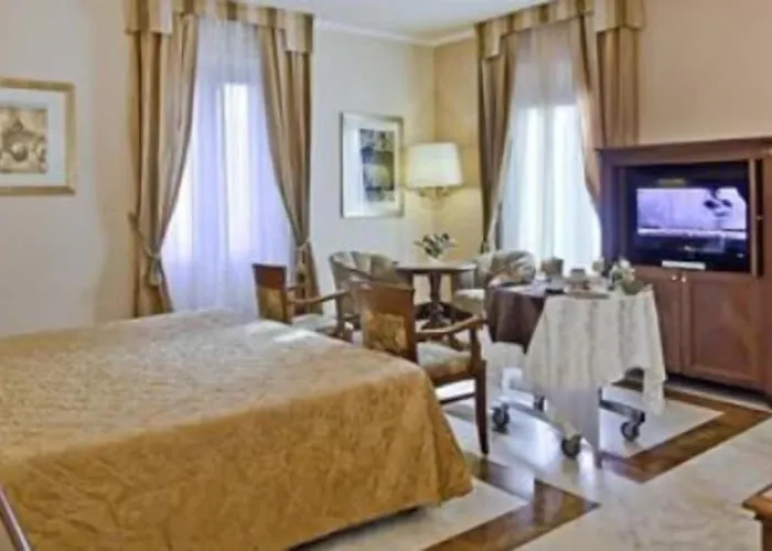 Отель Tmark Vaticano 4*