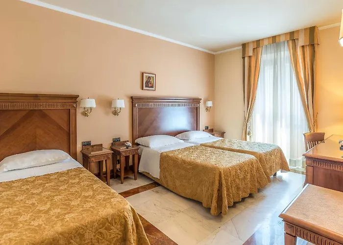 Tmark Vaticano Отель 4*